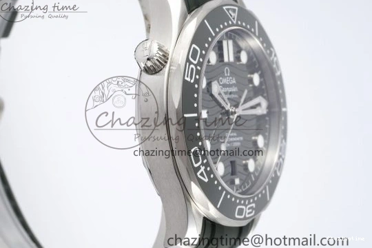 0316 Seamaster Diver 300M ZF 1:1 Best Edition Green Ceramic Green Dial on Green Rubber Strap A TravelReady 7823